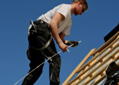 How Roofing Rafters Are Installed